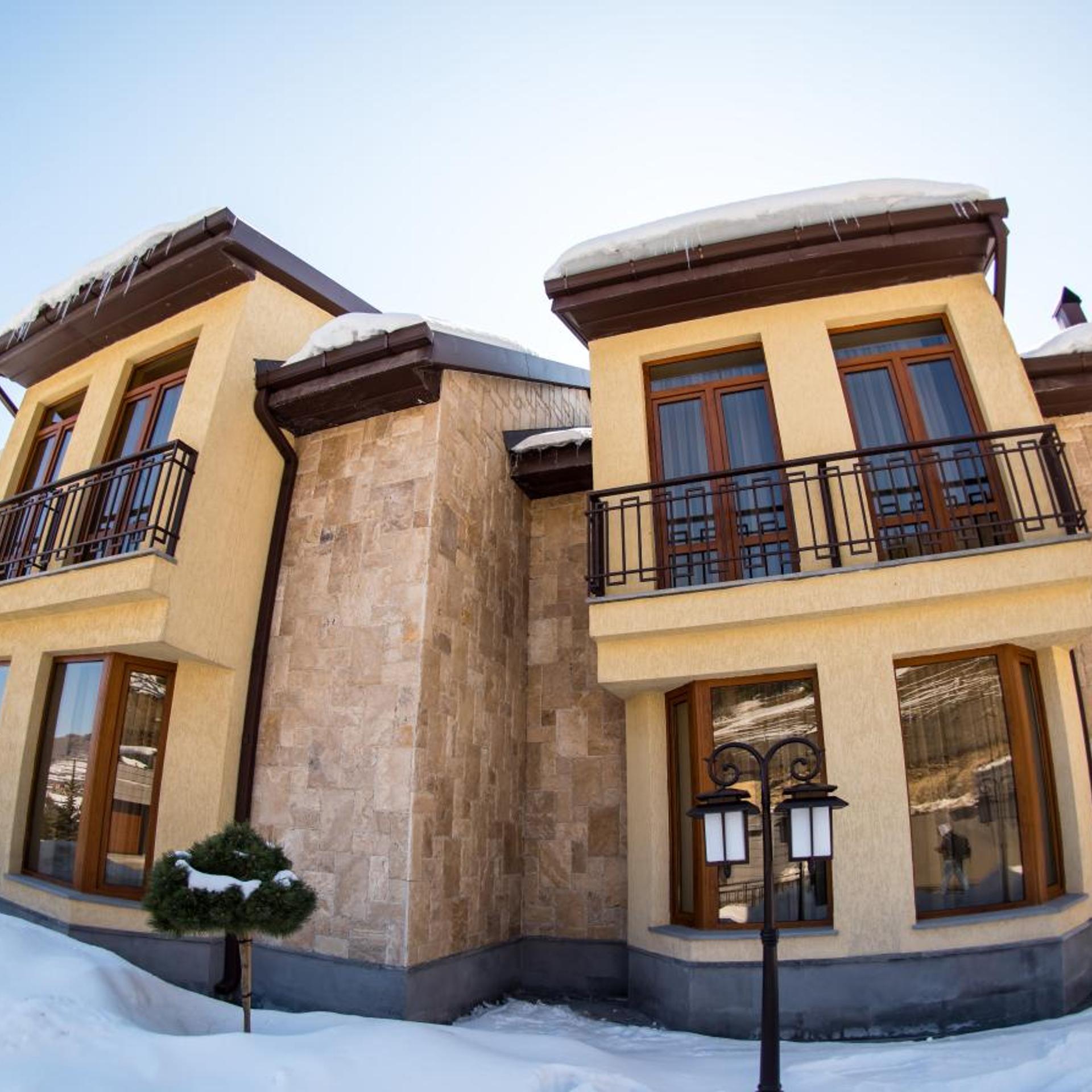 Elegant Hotel & Resort in TSAGHKADZOR