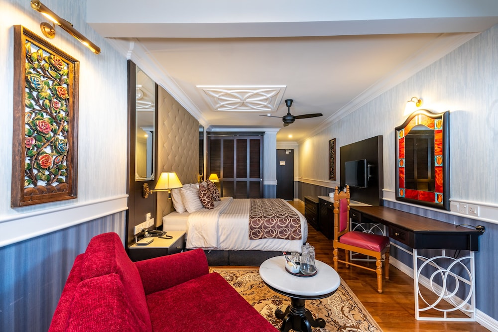 Century Pines Resort 32/50