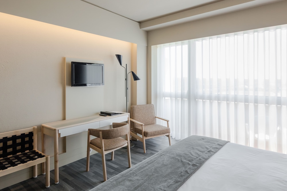 Axis Ofir Beach Resort 28/49