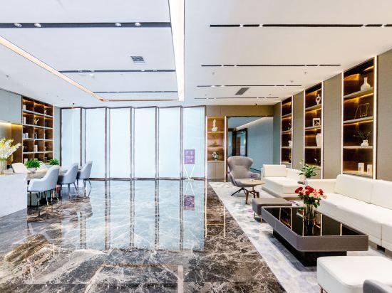 Lavande Hotel (Shenzhen Nanshan Science and Technology Park Vanke Cloud City) 47/53