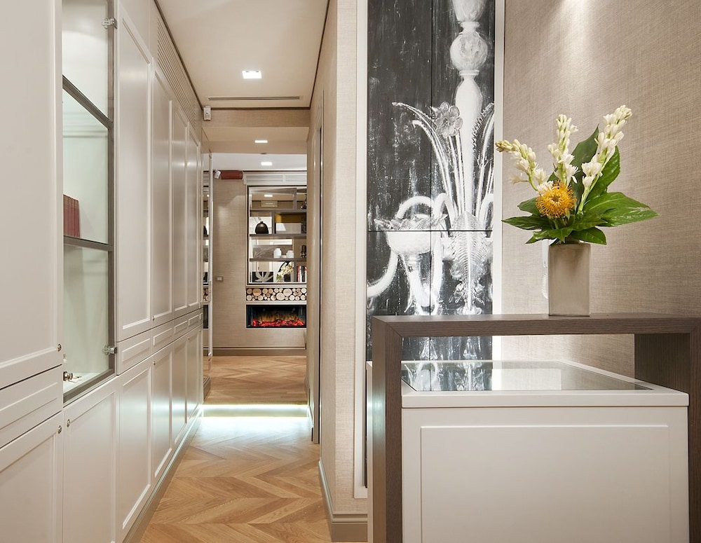 San Carlo Suite 10/71