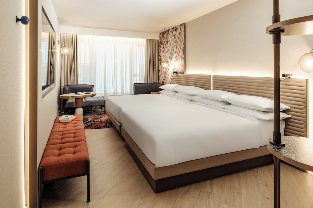 Hyatt Centric Malta 10/50