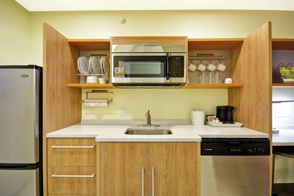 Home2 Suites By Hilton Rapid City 47/59