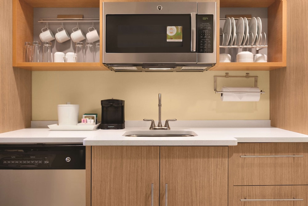 Home2 Suites by Hilton Phoenix Tempe, University Research Park 61/66