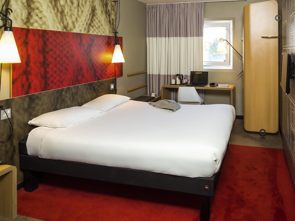 Ibis Sheffield City 9/47