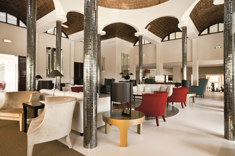 Ozadi Altura Beach Resort 46/68