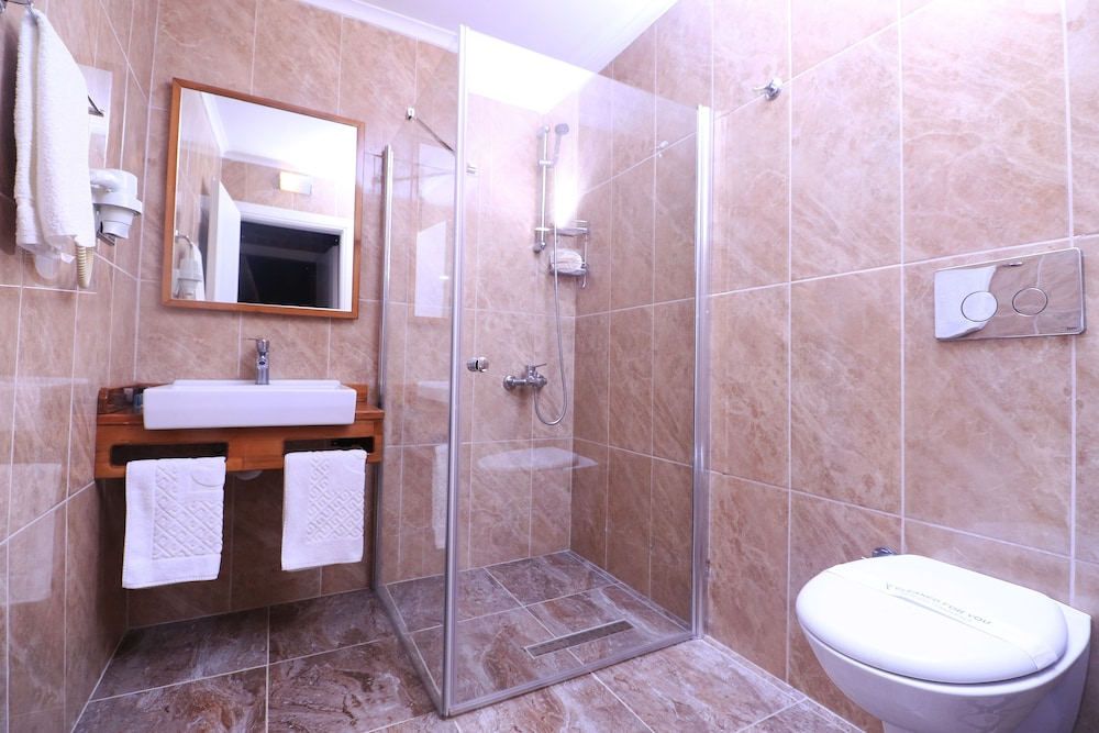 Marvell City Otel 31/33