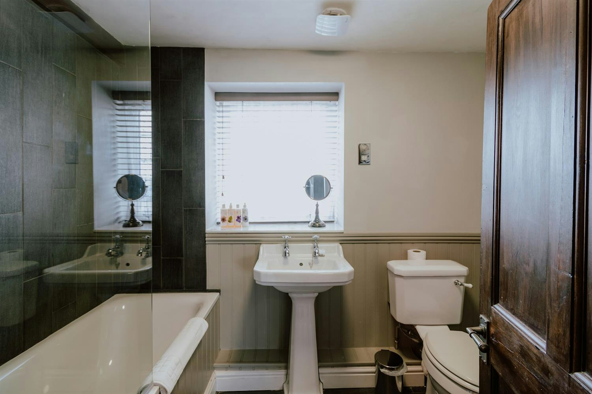 Widbrook Grange Hotel 30/30