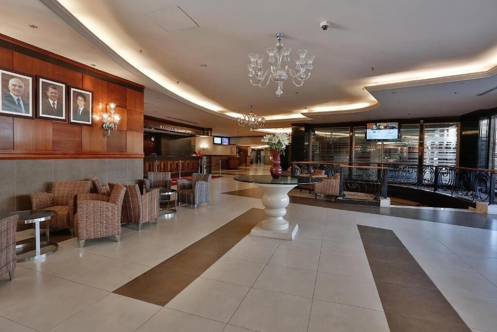 GENEVA HOTEL 11/76