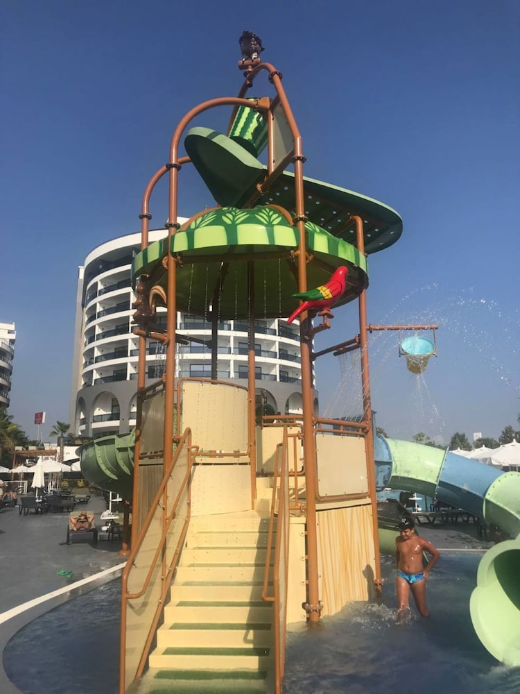 Alarcha Hotels and Resort 42/50