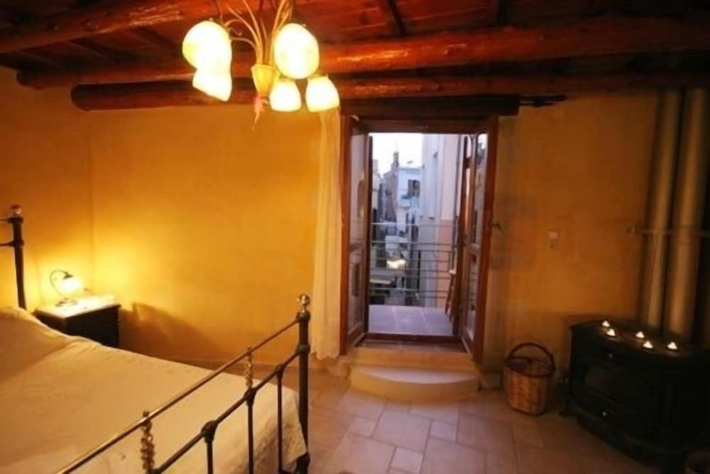 Ifigenia Luxury Suites 25/50