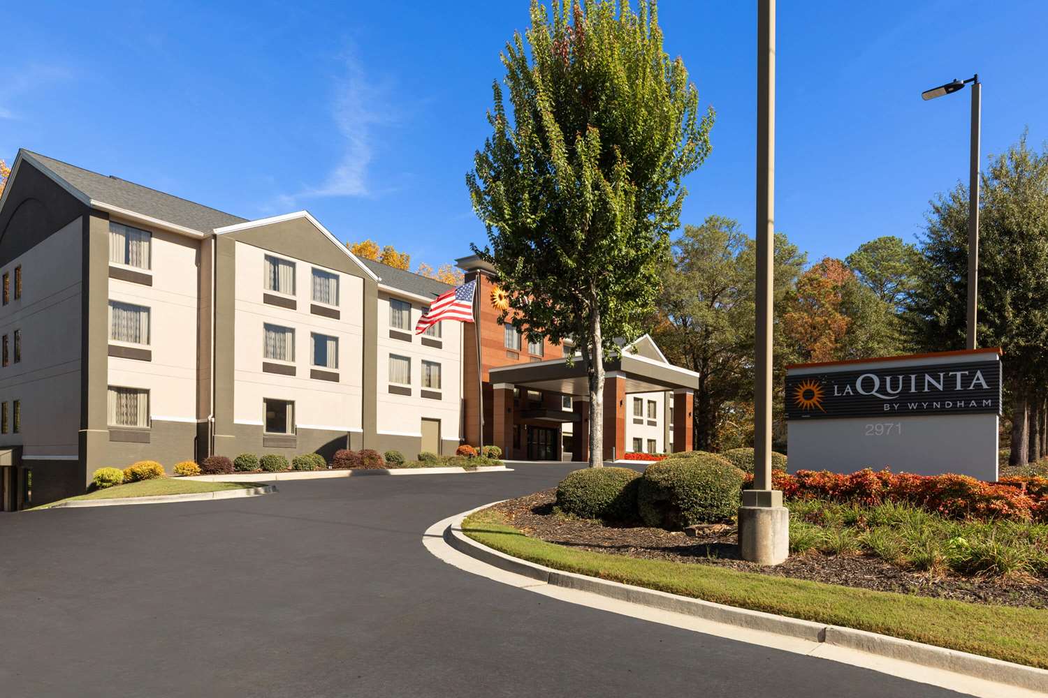 La Quinta Inn & Suites by Wyndham Snellville-Stone Mountain 14/19