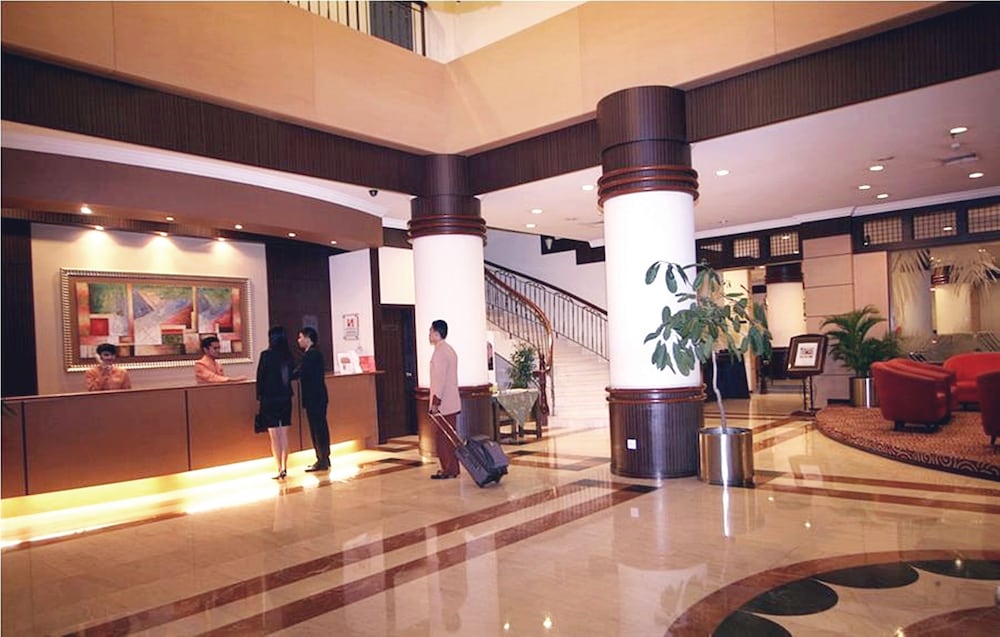 Lobby at Swiss Belinn Baloi Batam, BATAM