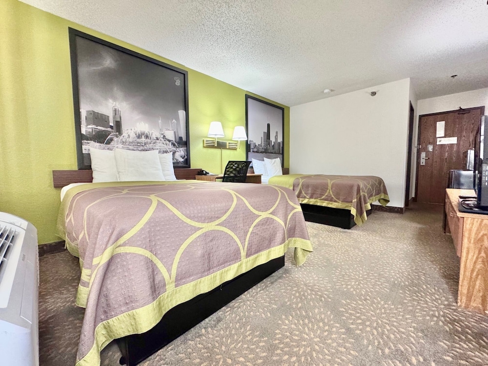 Super 8 by Wyndham Mokena/Frankfort /I-80 19/27