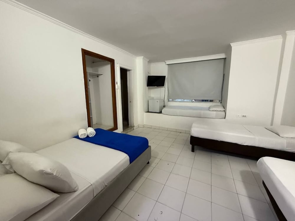 Hotel Toledo 25/36