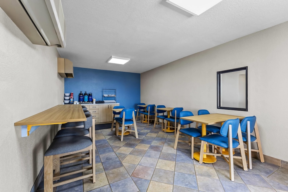 Park Inn by Radisson, Wells 42/59