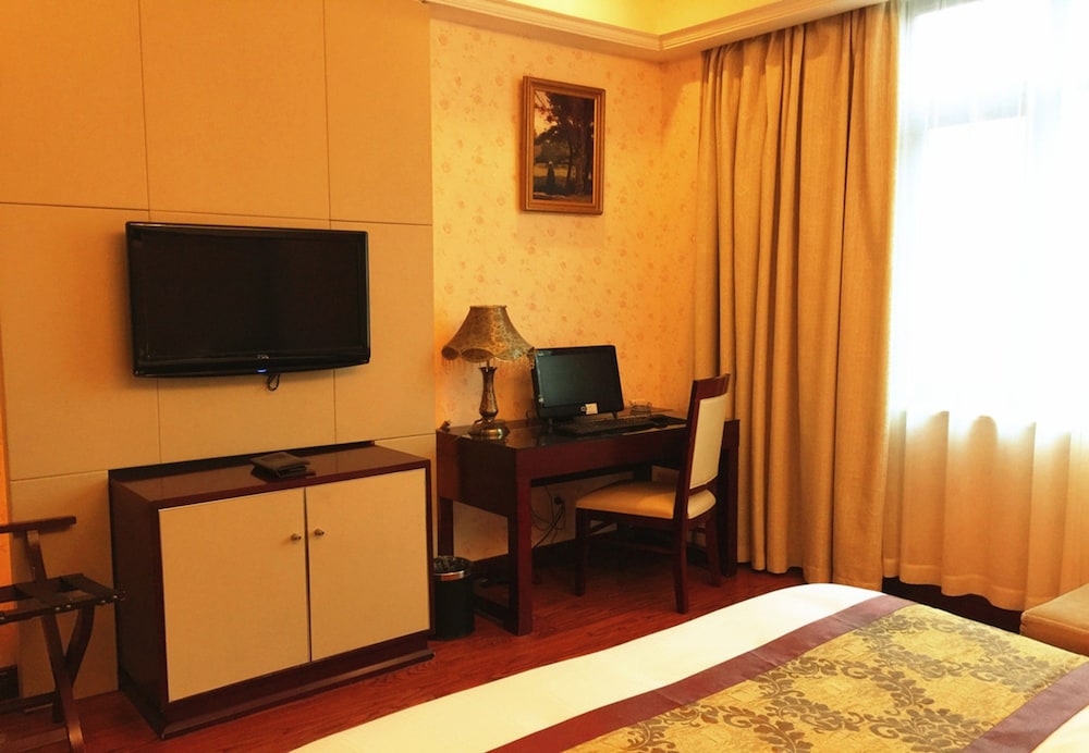 Rezen Select Hotel (Shanghai International Tourism Resort, Chuansha) 52/53