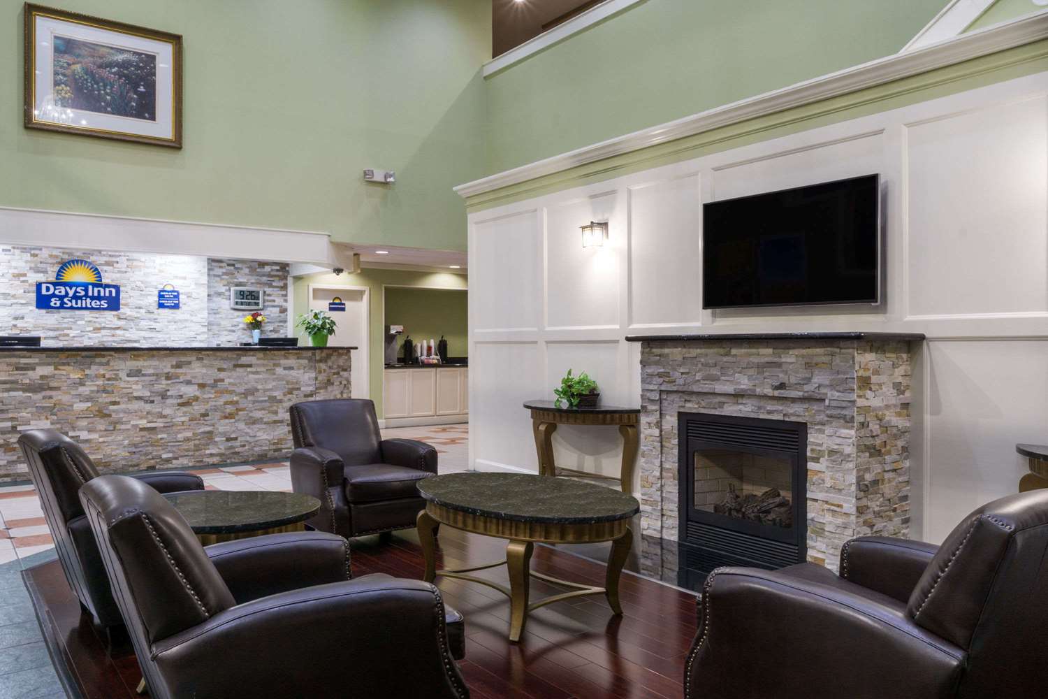 Days Inn by Wyndham Columbus East Airport 18/22