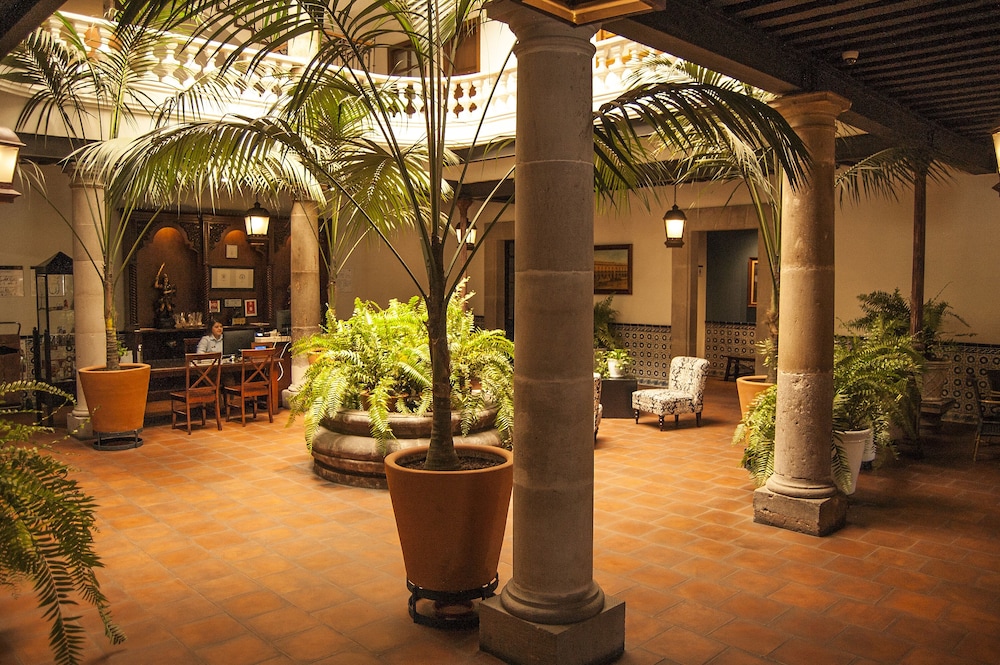 Hotel Casino Morelia 39/44