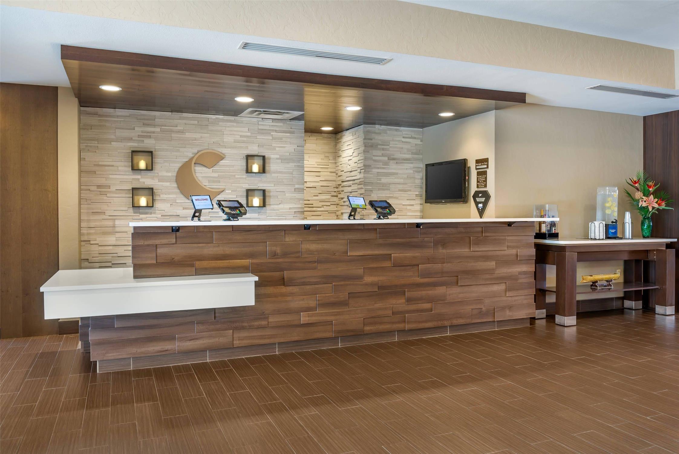 Comfort Suites Florence - Cincinnati South 7/40