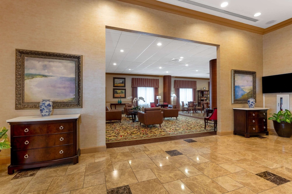 Hawthorn Suites by Wyndham West Palm Beach 7/53