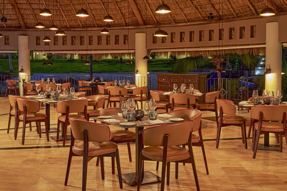 Family Selection At Grand Palladium Vallarta Resort Spa All Inclusive 35/50