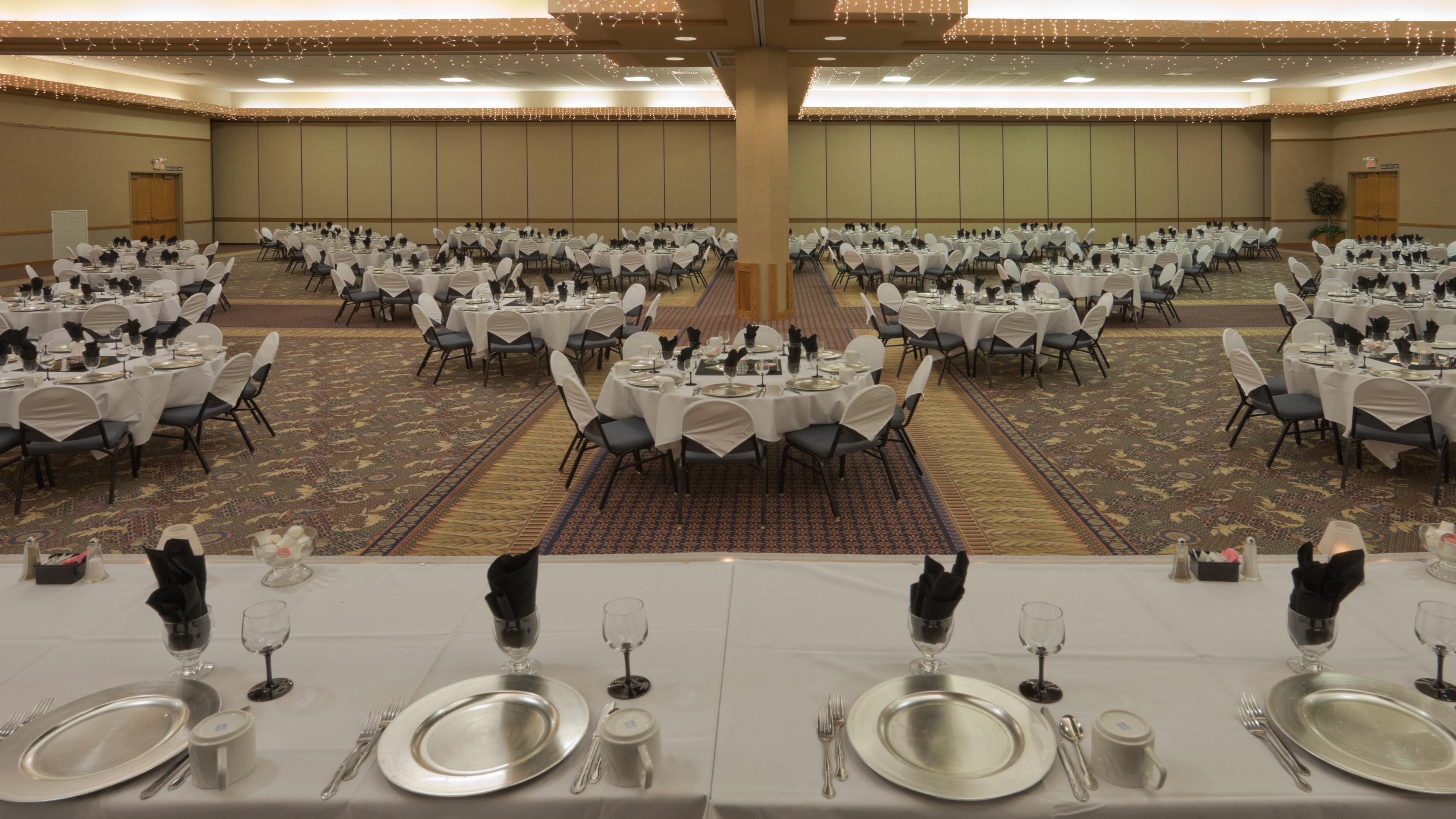 Holiday Inn Spearfish-Convention Center 27/55