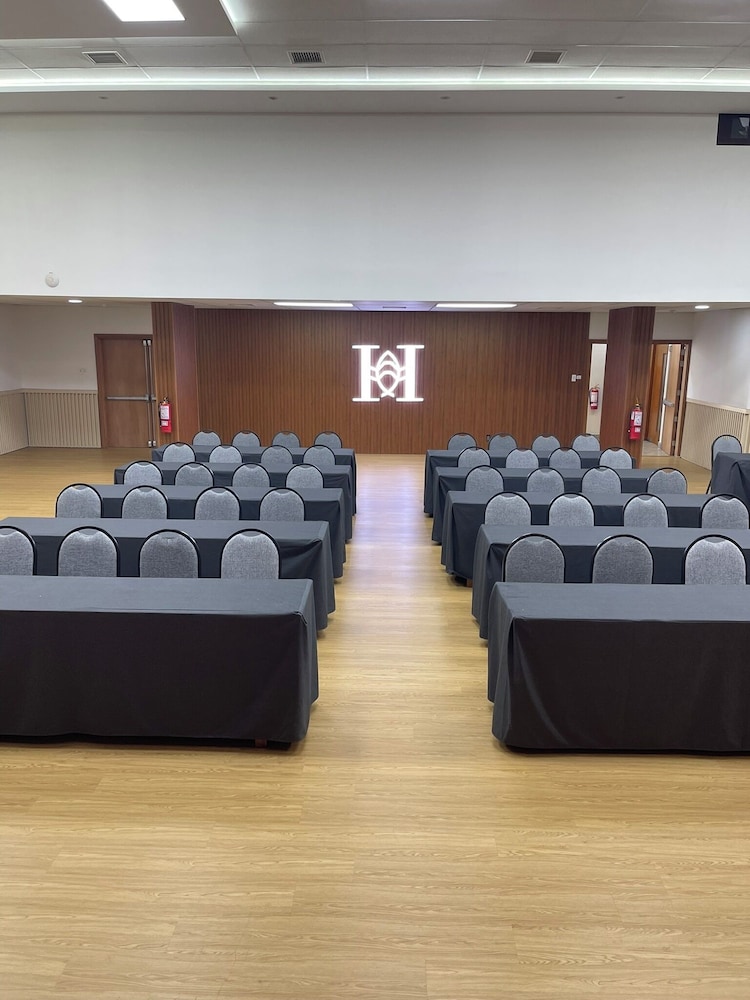 San Agustin Exclusive Hotel 65/71