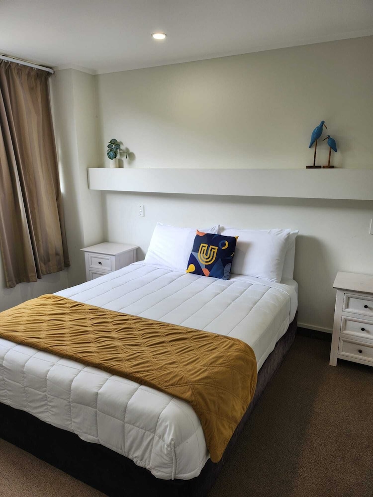 U Studios Paraparaumu, SureStay Collection by Best Western 8/46