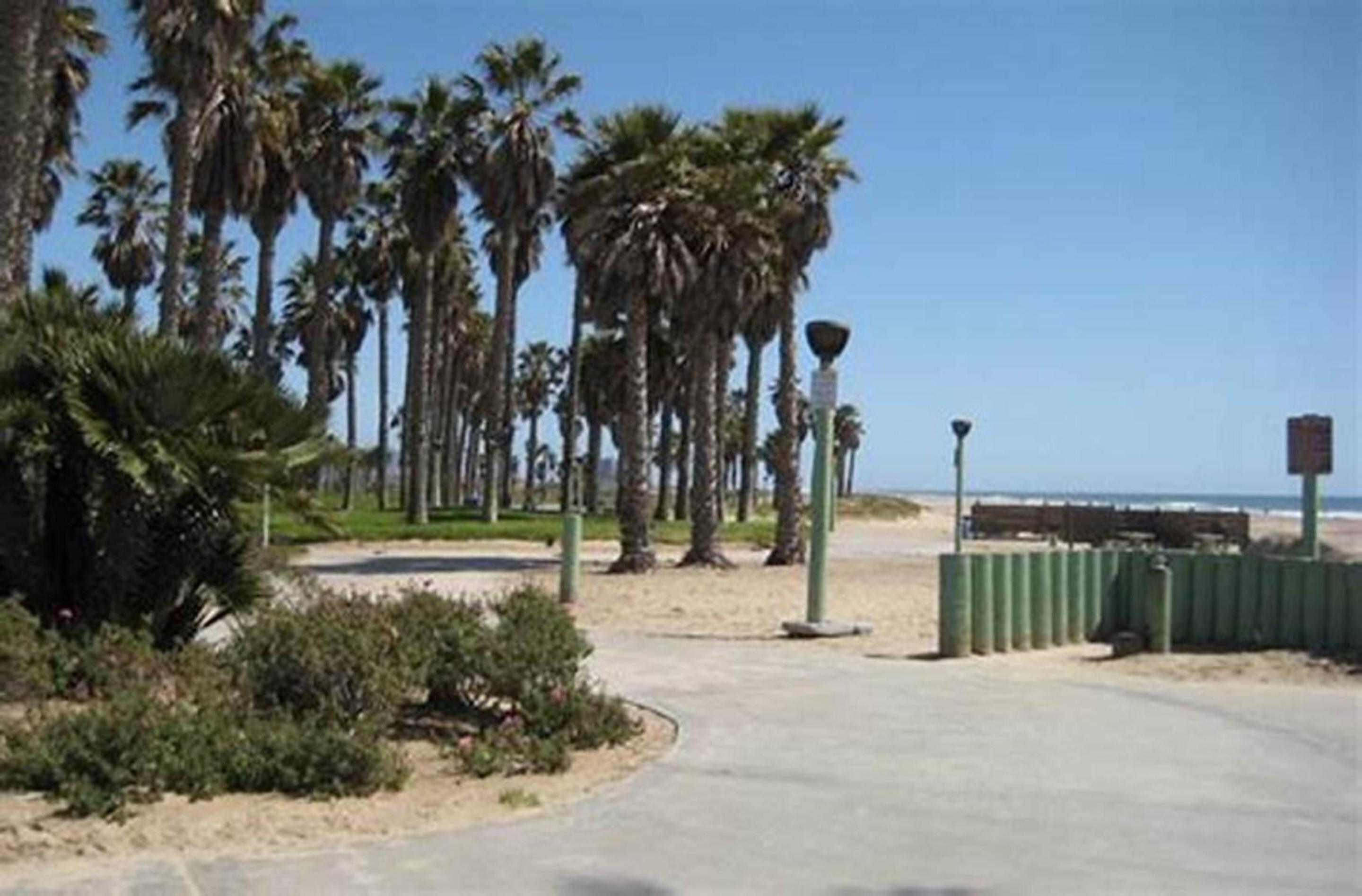Motel6 San Pedro, CA – Port of Los Angeles 44/50