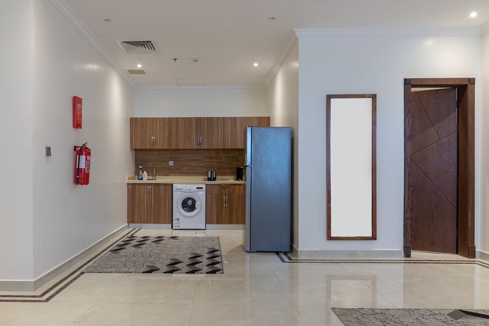 Lobby at The Gate Hotel and Apartments, DAMMAM