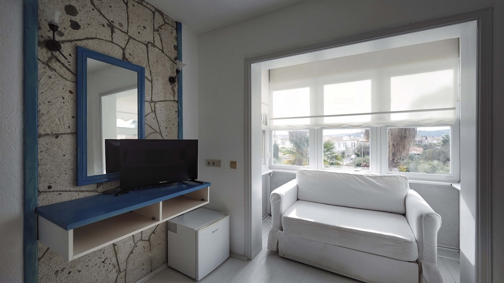 Tash Mekan Alacati Boutique Hotel 28/28