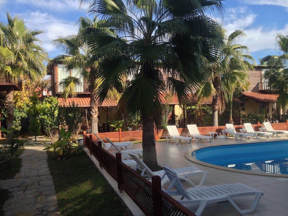 Kutle Hotel 32/40