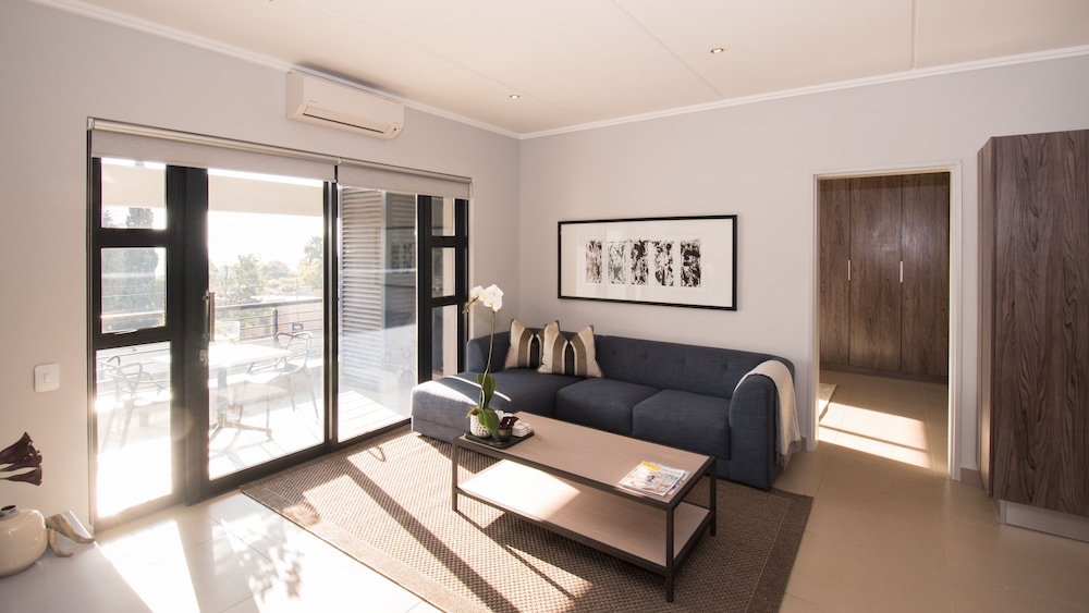 Odyssey Luxury Apartments 18/31