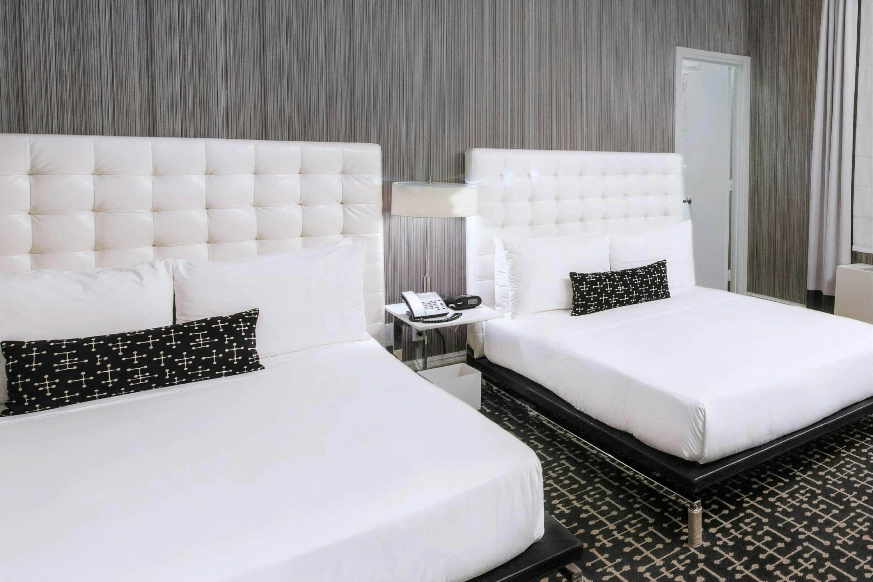 Deluxe, 2 Double Beds, Moderne Hotel Nyc 2/3