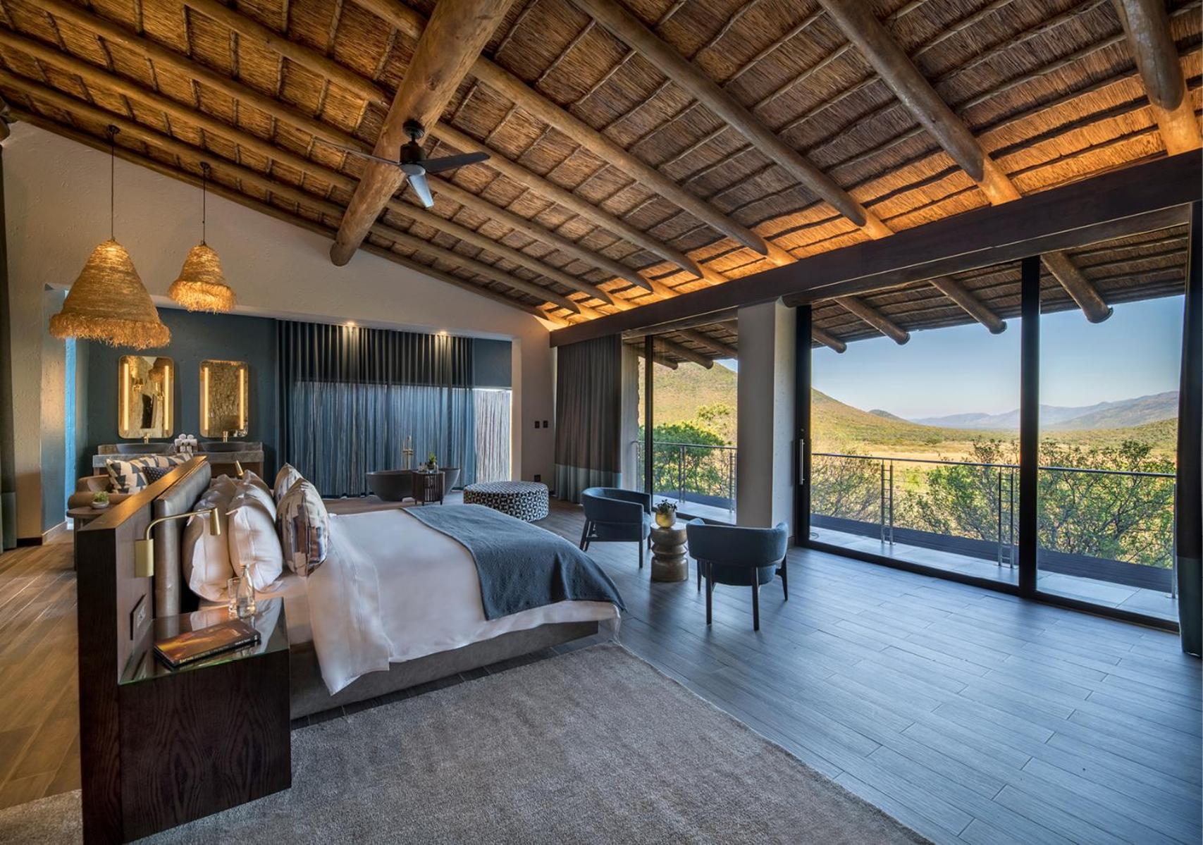 Luxury, Suite, Two Story