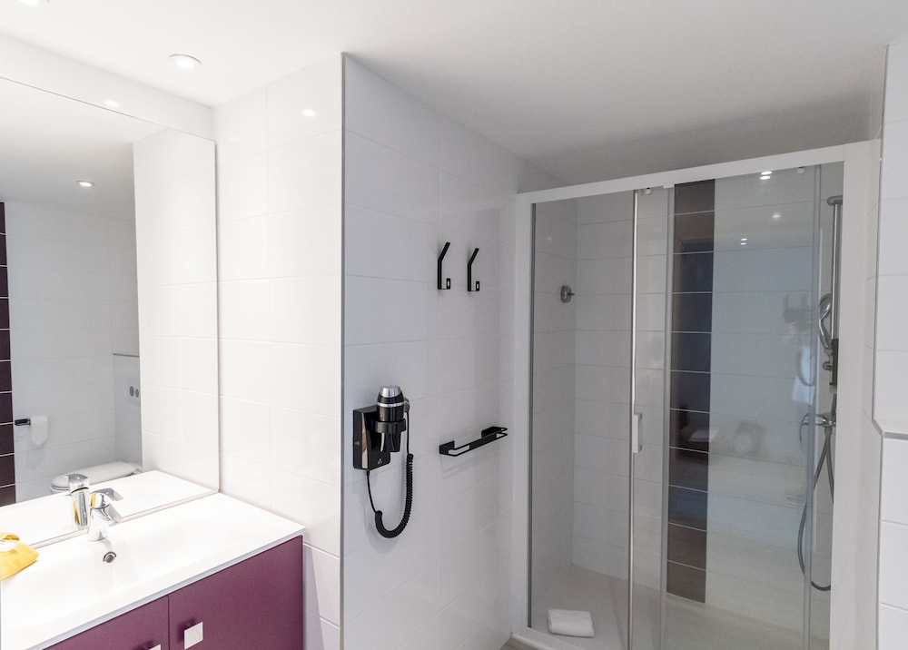 Appart-Hotel Mer & Golf City Bordeaux Lac 51/53
