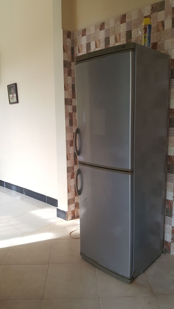 Perfect Home Two minutes to Kijiji Beach [VR] 10/50
