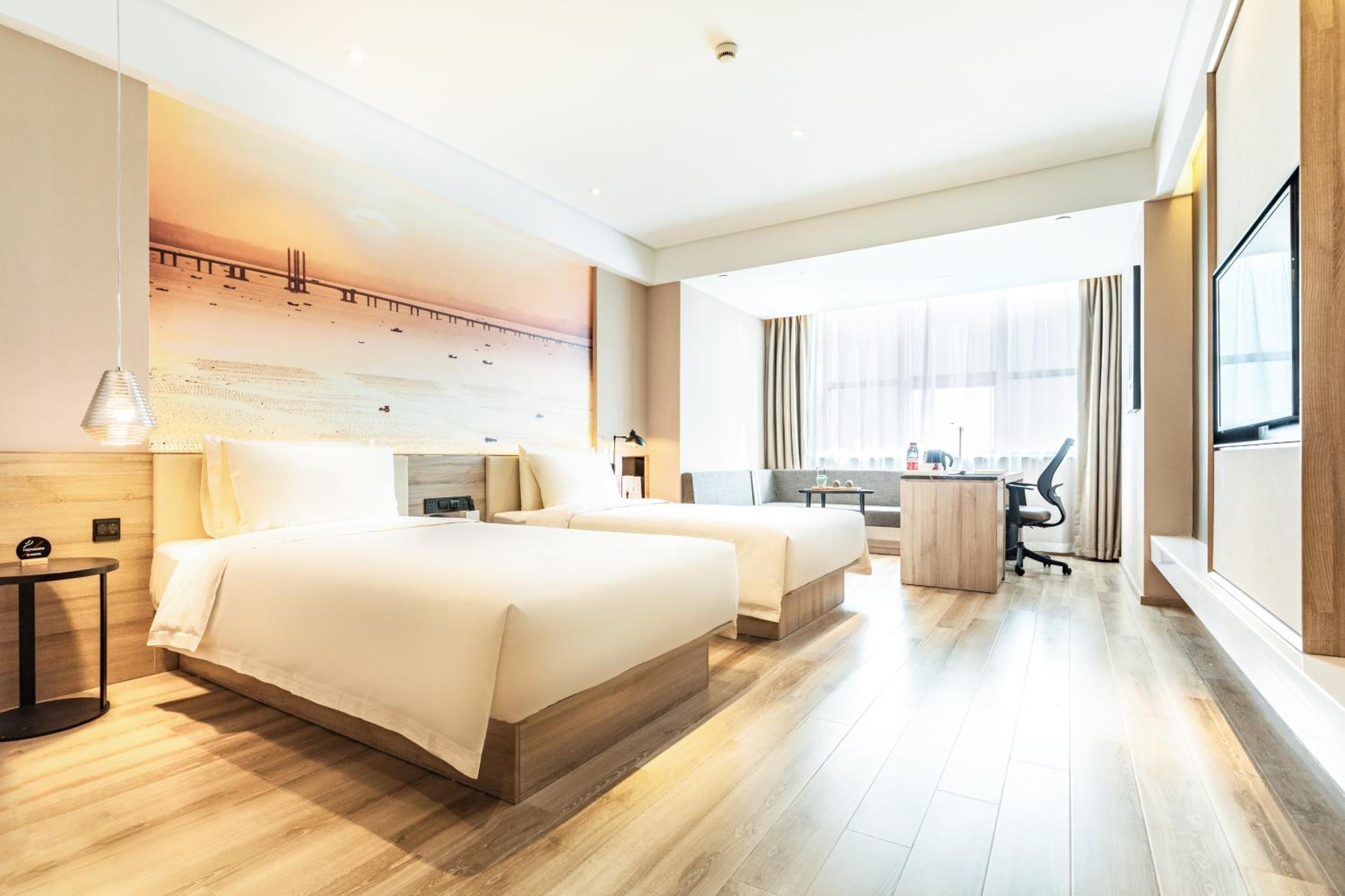 Superior, King and Queen Bed