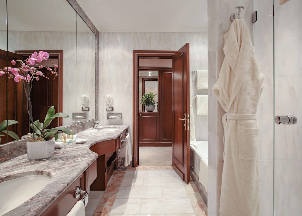 Anantara Palazzo Naiadi 38/84