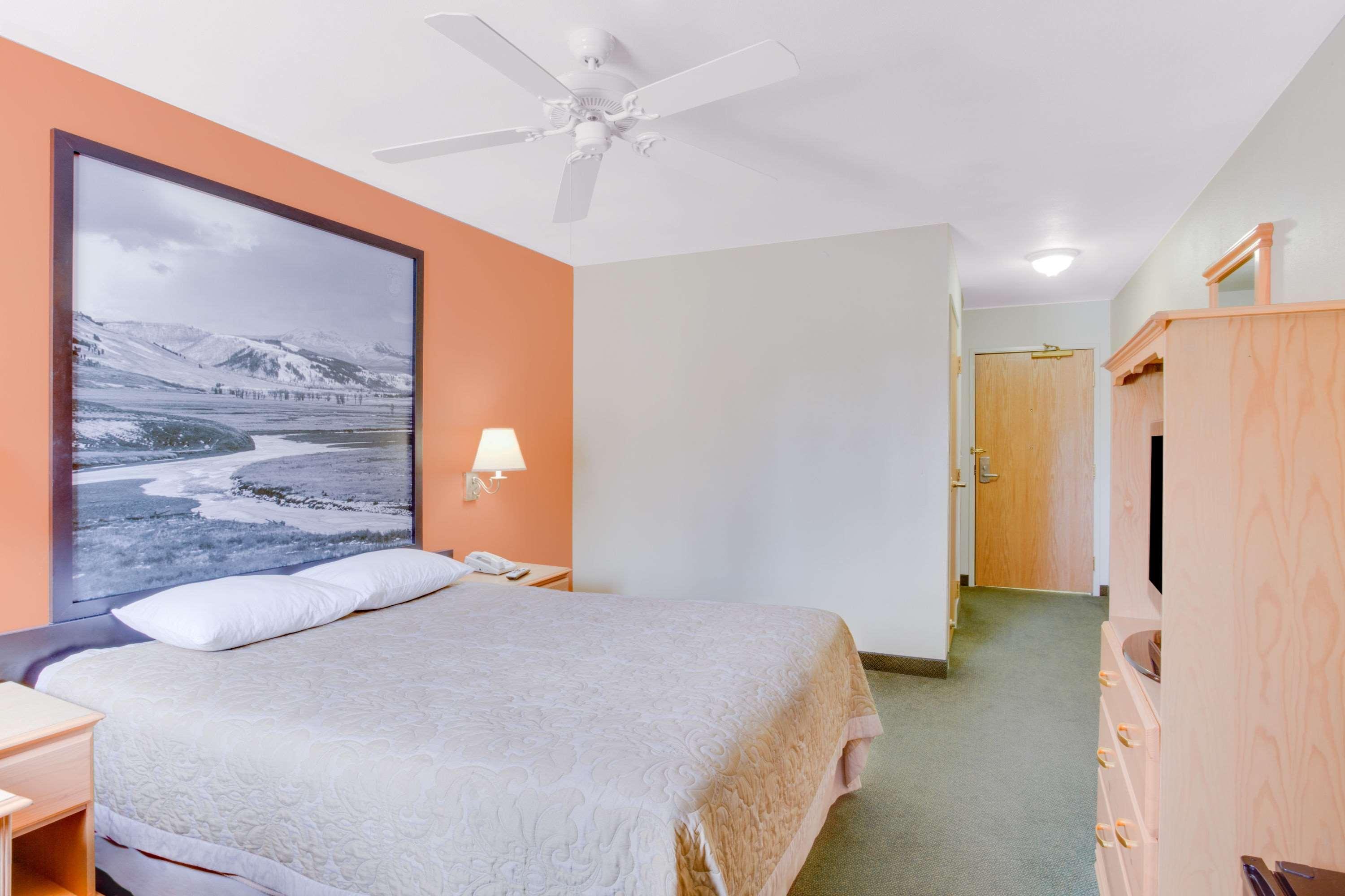 Super 8 Cooke City Yellowstone Park Area 6/13