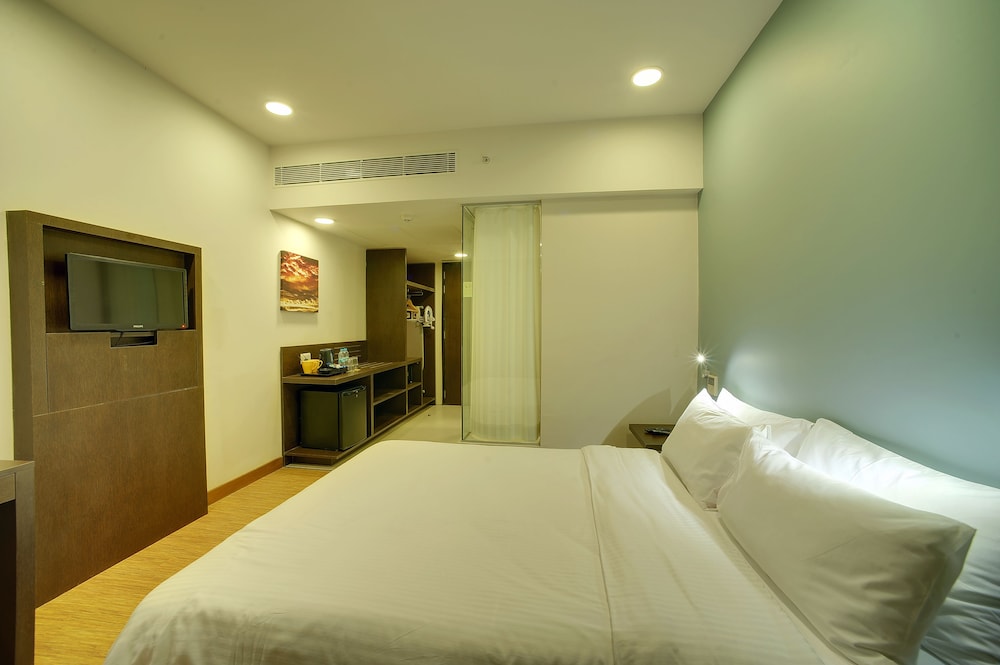 SUPERIOR, DOUBLE BED