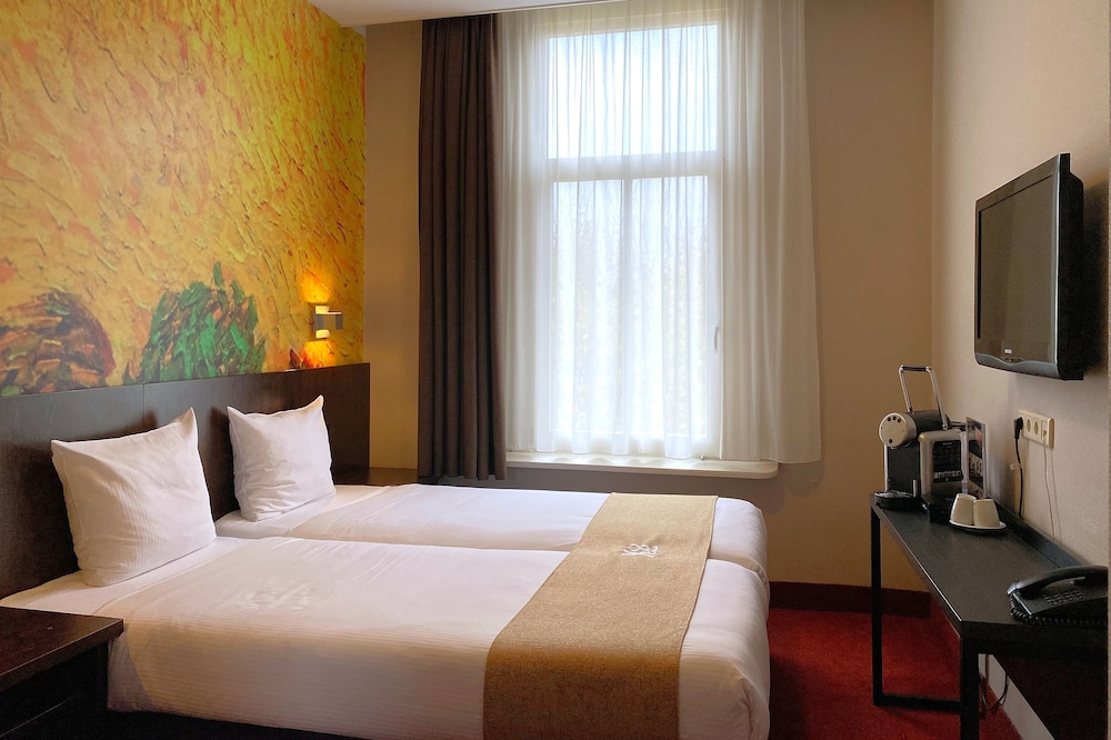 Hotel Van Gogh 17/54