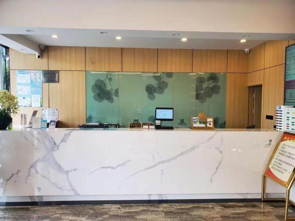 GreenTree Inn Shanghai Luojing Express Hotel 12/49