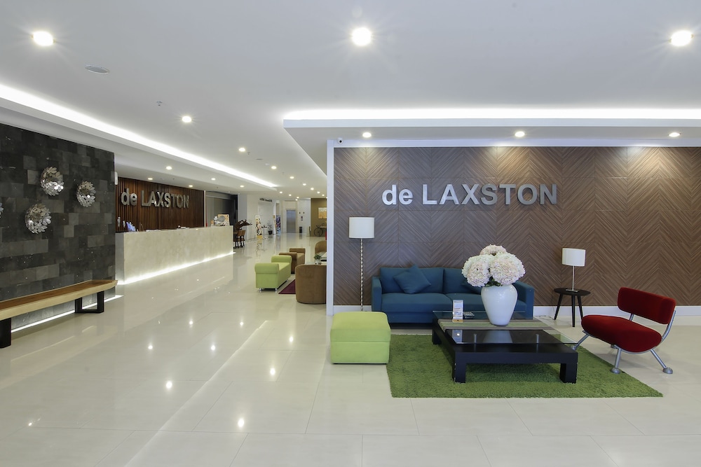 De Laxston Hotel By Azana 6/70