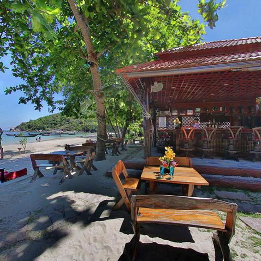 Havana Beach Resort 15/68