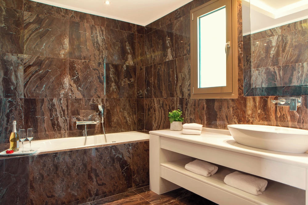 2 Bedrooms, Royal, Villa, Twin Beds, Sofa, Private Pool, Zeus Eleva Ajul, a Registry Collection Hotel 8/10