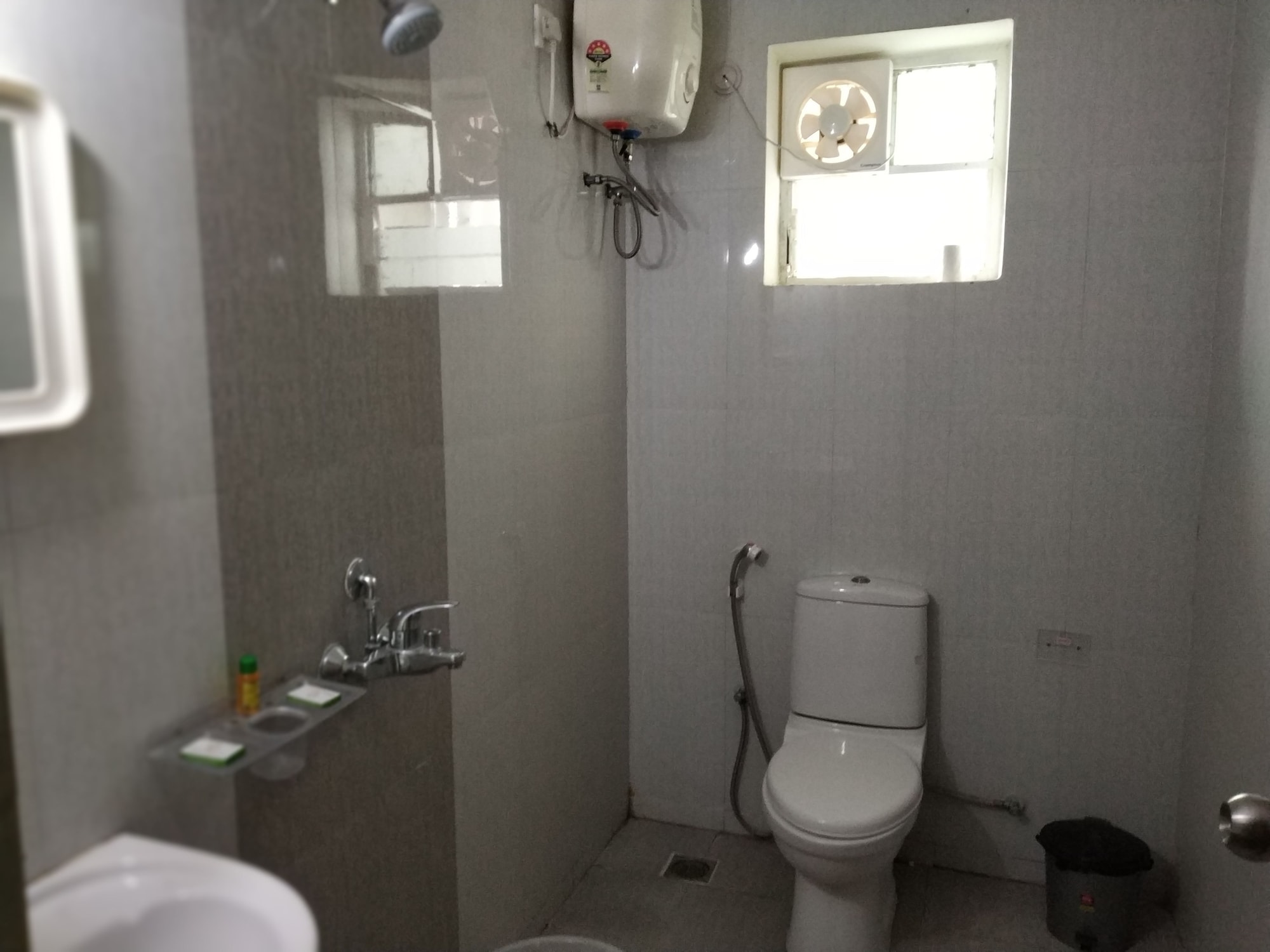 Deluxe, Double Bed