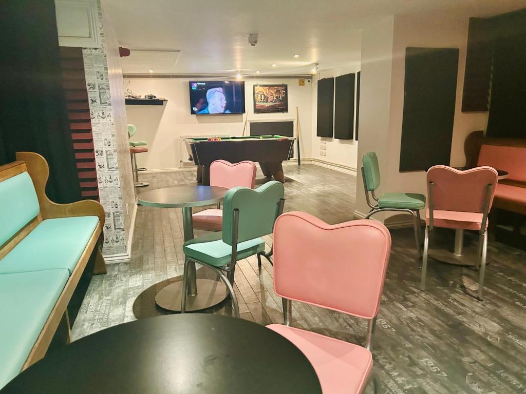 Great Malvern Hotel 15/30