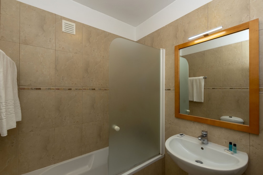 Rocha Brava Village Resort 77/77